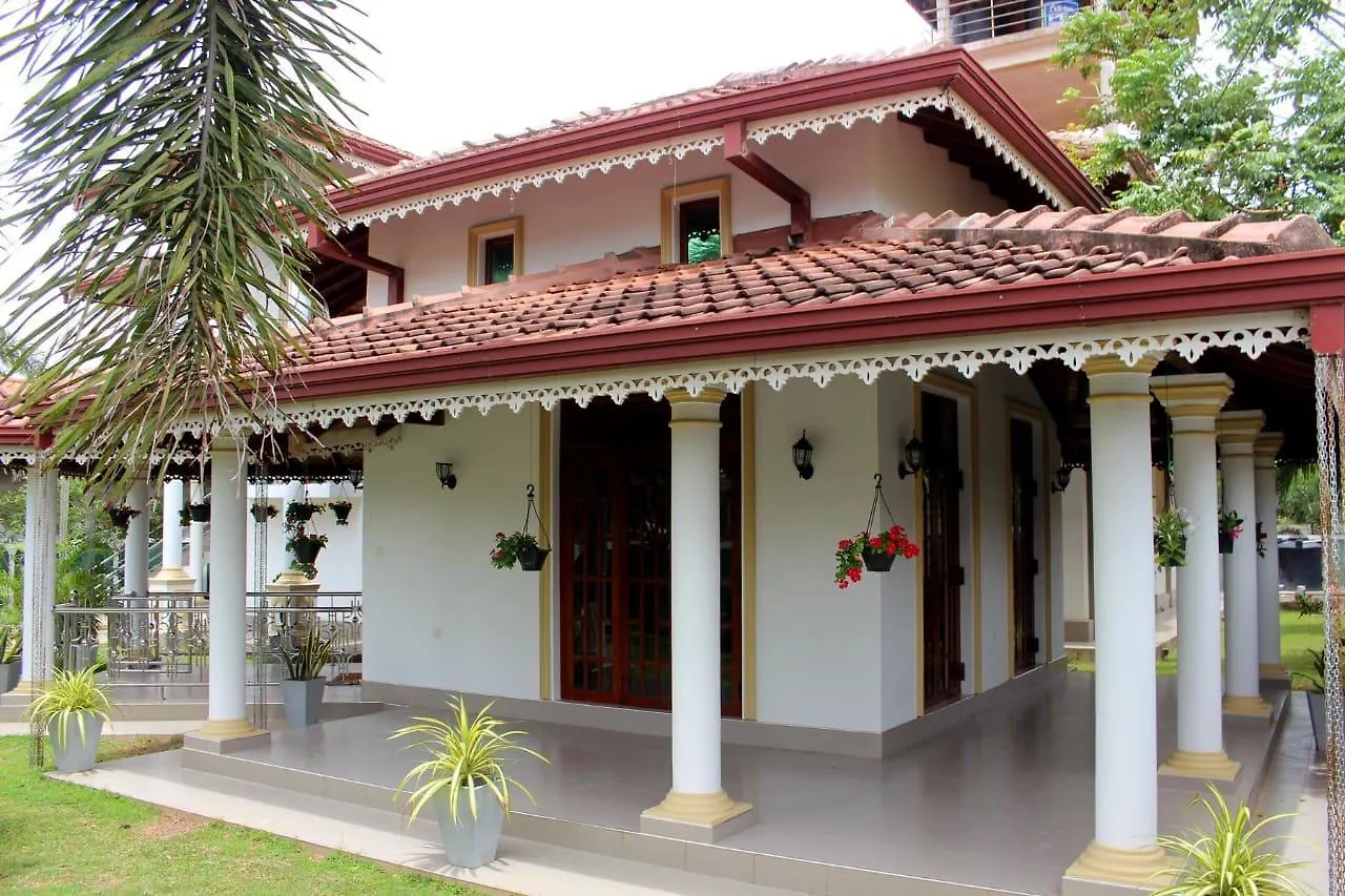 Calvin'S Villa Negombo