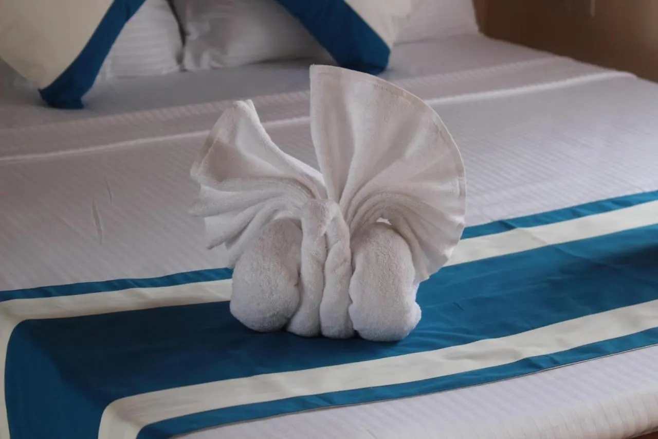 Alojamento de Acomodação e Pequeno-almoço Calvin'S Villa Negombo