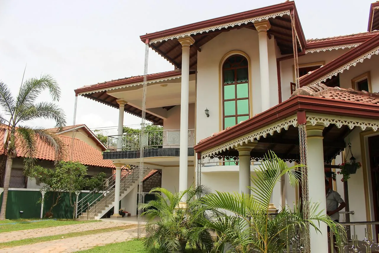 Calvin'S Villa Negombo Alojamento de Acomodação e Pequeno-almoço