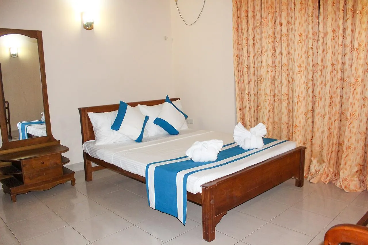 Calvin'S Villa Negombo Sri Lanca
