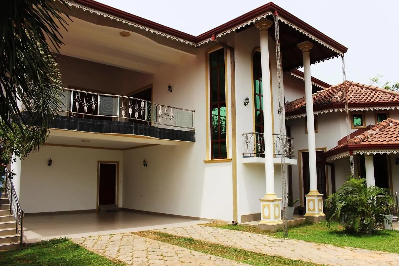 Calvin'S Villa Negombo