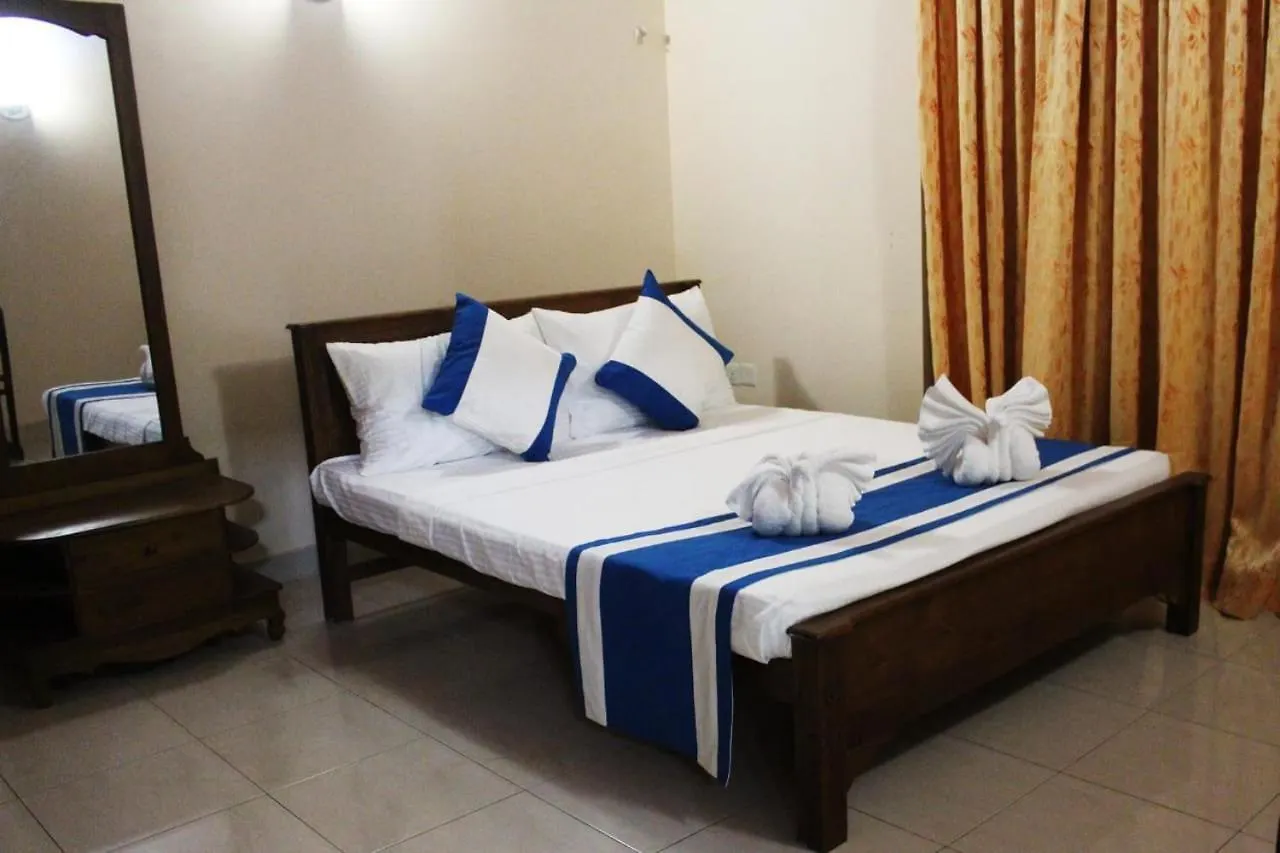 Calvin'S Villa Negombo