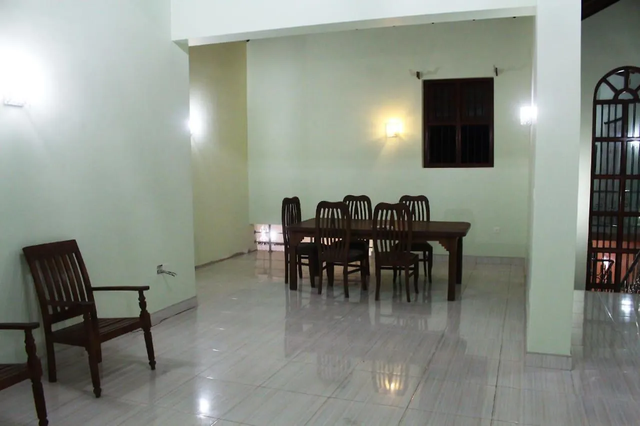 Calvin'S Villa Negombo Nocleg ze śniadaniem